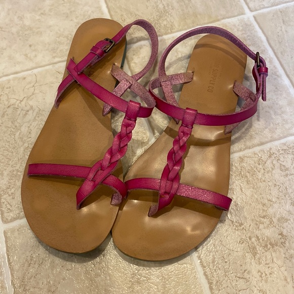 Mossimo Supply Co. Shoes - Pink sandals